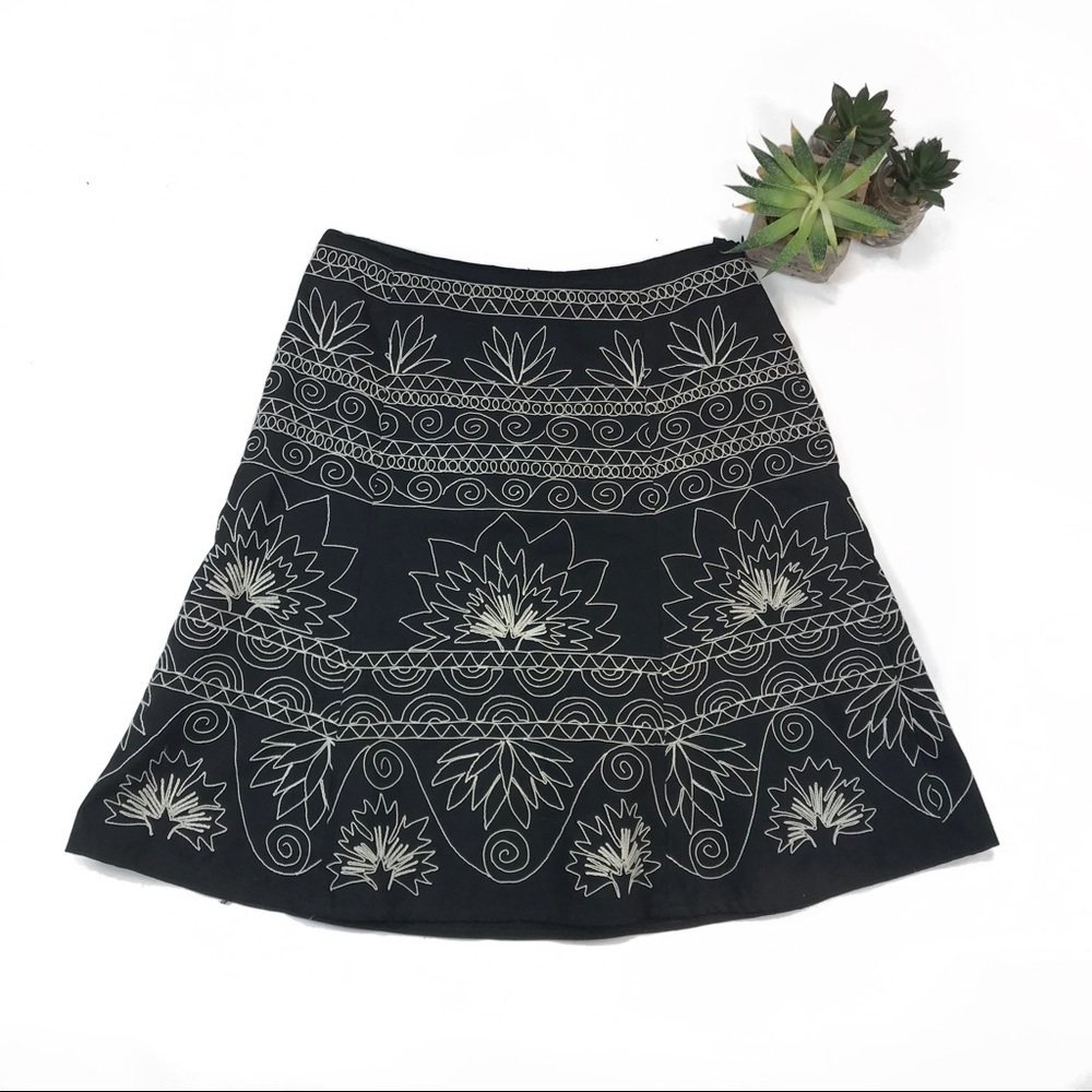 Talbots Black Embroidered Skirt 687